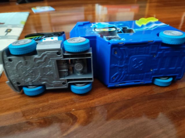 Camión de Juguete Azul