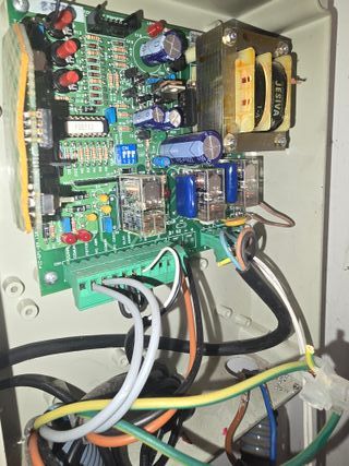 Motorización para puertas en Valencia!