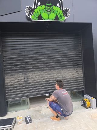 Motorización para puertas en Valencia!