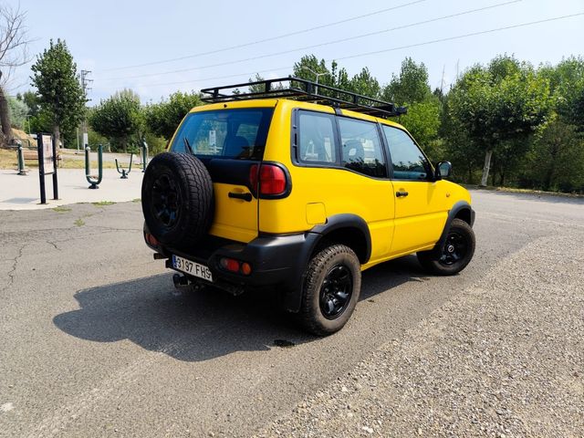 Nissan Terrano II 2006