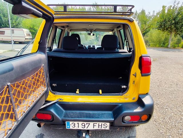 Nissan Terrano II 2006