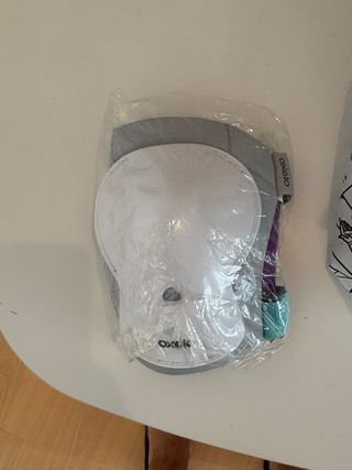 Protecciones para patinar niña  2XS, sin estrenar 