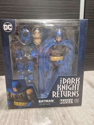 Figura Mafex Batman The Dark Knight Returns