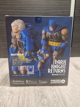 Figura Mafex Batman The Dark Knight Returns