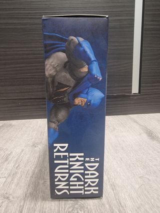 Figura Mafex Batman The Dark Knight Returns