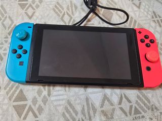 Nintendo Switch Azul y Rojo