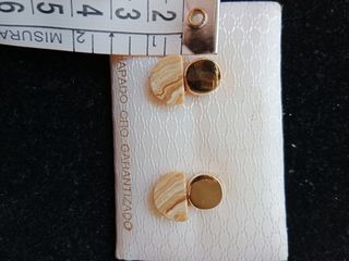 Pendientes chapados en oro