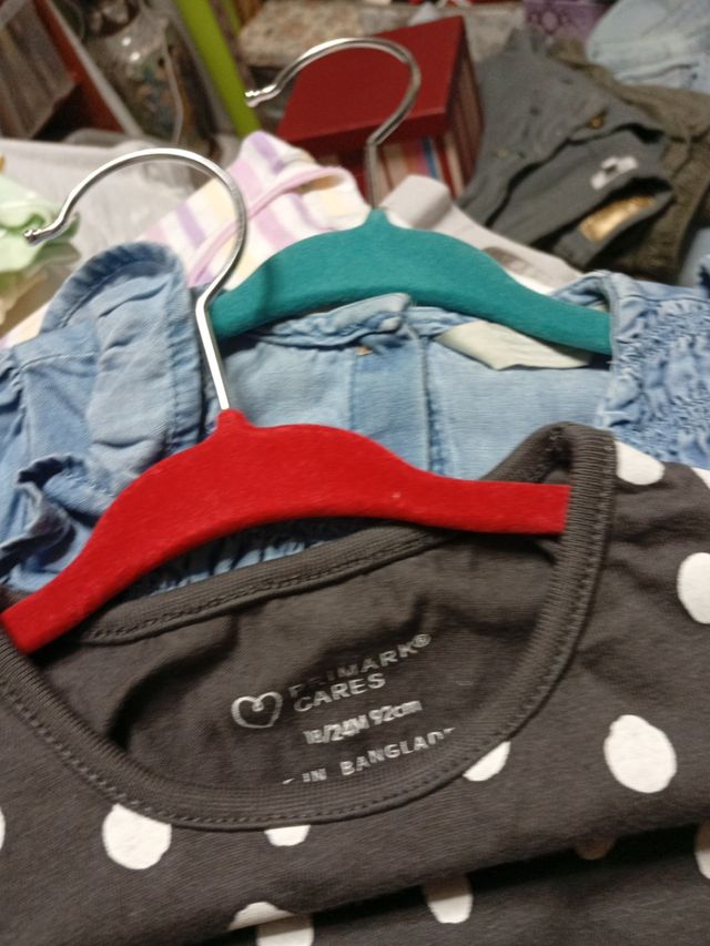 Lote vestidos niña 4 unidades y una chaqueta de re