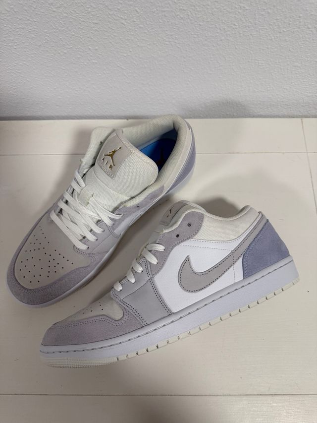 Air Jordan 1 Low Paris Grises y Blancas