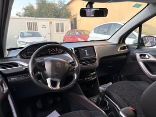 Peugeot 2008 2015