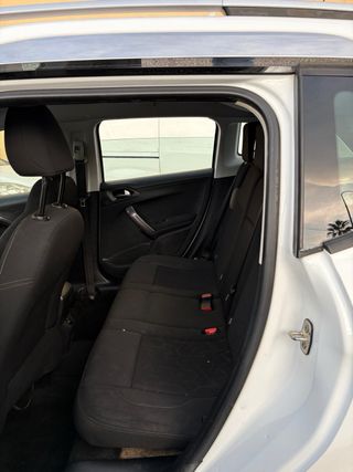 Peugeot 2008 2015