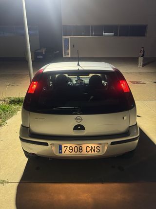 Opel Corsa 2004