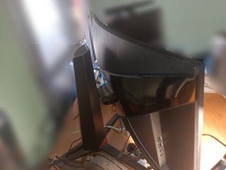 Monitor Curvo FHD MSI Optix MPG27C 1920x1080