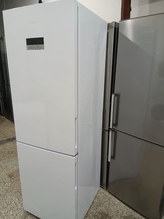 Nevera Combi Grundig 185cm