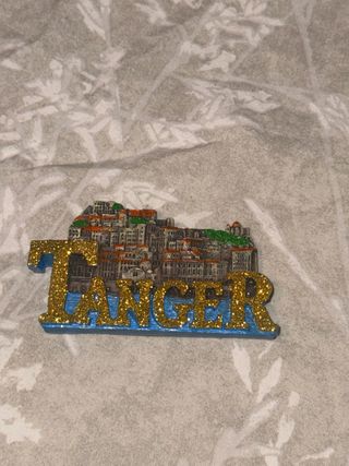 Imán de Tánger con brillo dorado