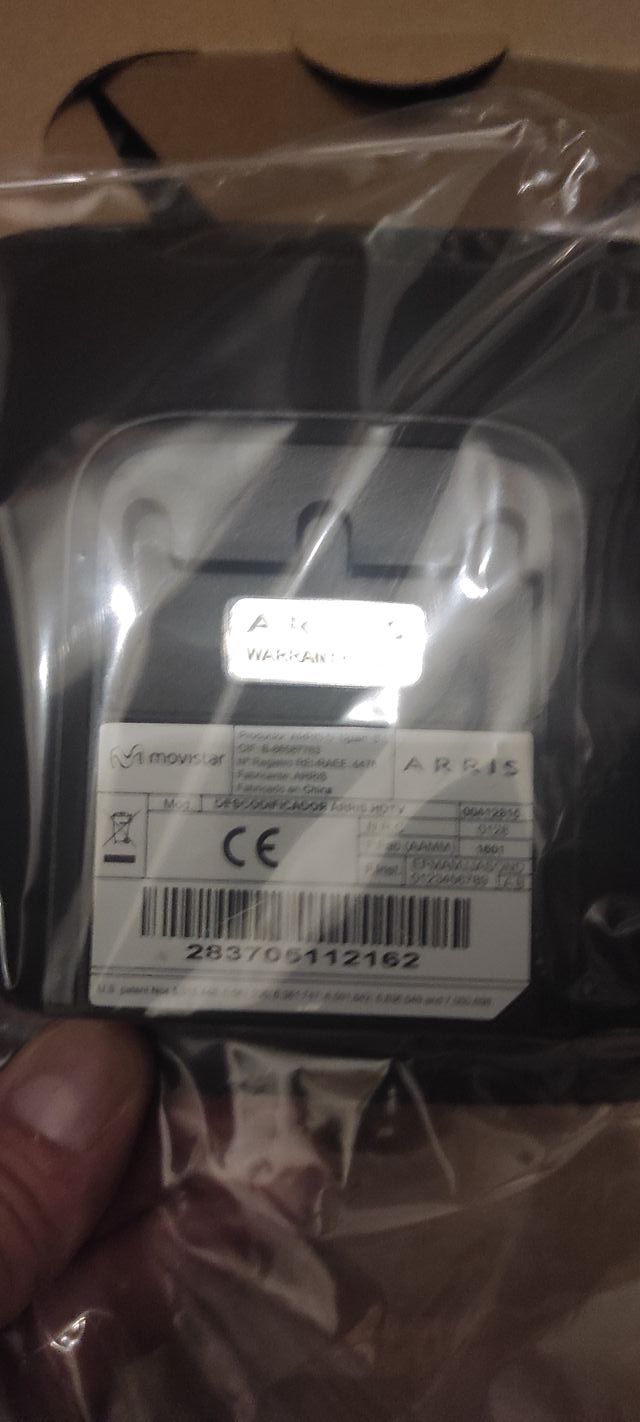 Router ADSL Movistar y 2 decos TV Movistar