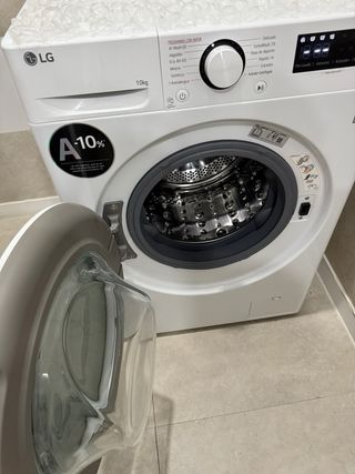 Lavadora LG F4WR6010A0W Carga Frontal 10KG