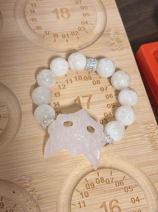 Pulsera de piedra natural con colgante