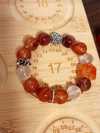 Pulsera de piedra natural con colgante