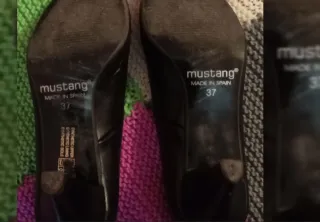 Zapatos Mustang Negros Talla 37