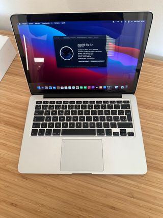 Macbook Pro / 8GB RAM / 2015