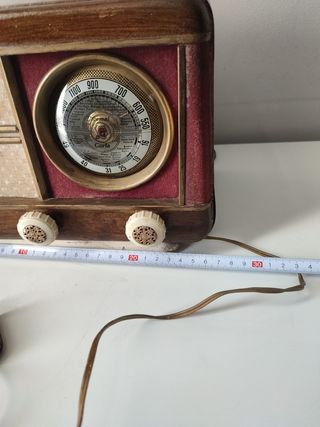 Radio Antigua Madera de pequeñas dimensiones 