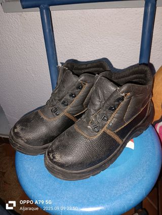 Botas de trabajo negras - Un solo uso