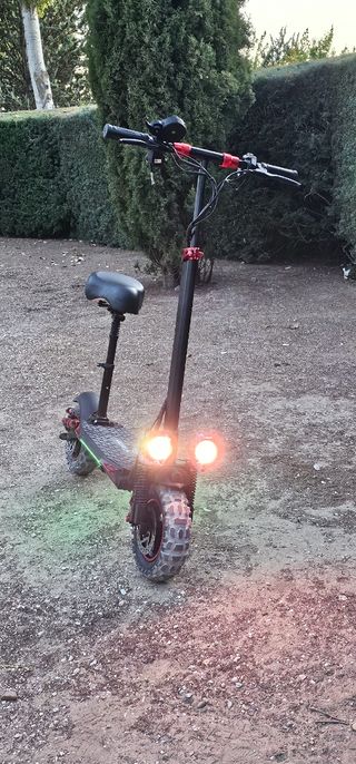 Patinete Eléctrico con Asiento