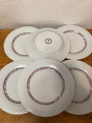 Set di 6 piatti fondi in porcellana