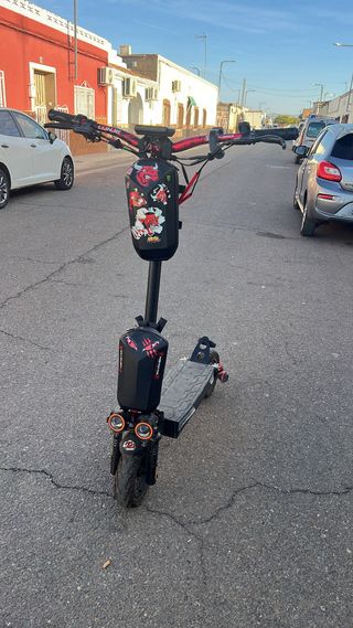 Patinete Eléctrico con Luces LED