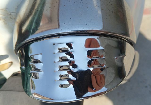 Pestañas Seat 600 Louvre Cromadas