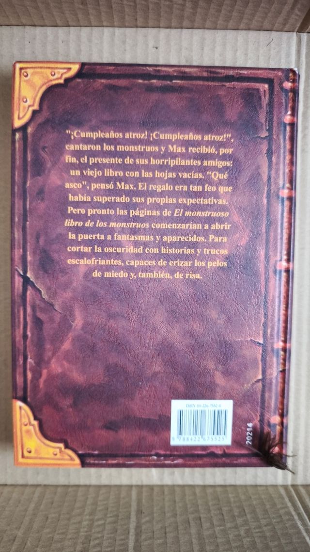 El Monstruoso Libro De Los Monstruos