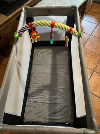 Cuna de viaje marca: Moni