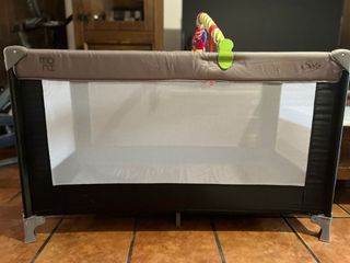 Cuna de viaje marca: Moni