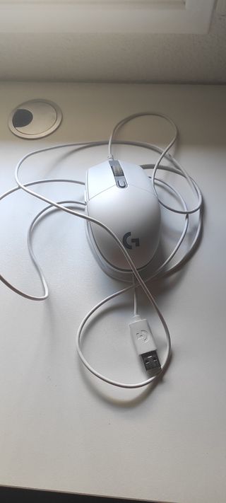 Ratón Logitech Blanco con Iluminación