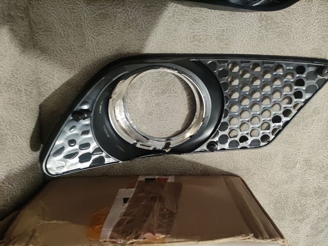Tapas Antiniebla Mercedes W204 Cromadas