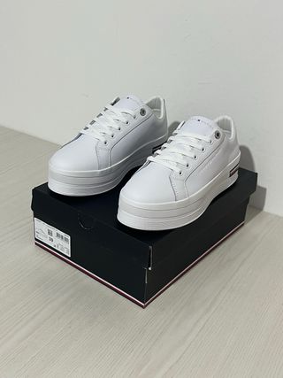 Scarpe Tommy Hilfiger bianche tg 39