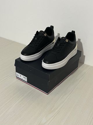Scarpe Tommy Hilfiger Nere Tg 40