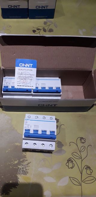Interruptor CHNT UB MINIATURE CIRCUIT BREAKER