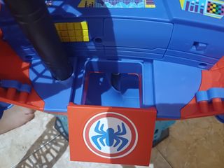 playset aracnocuartel central spidey