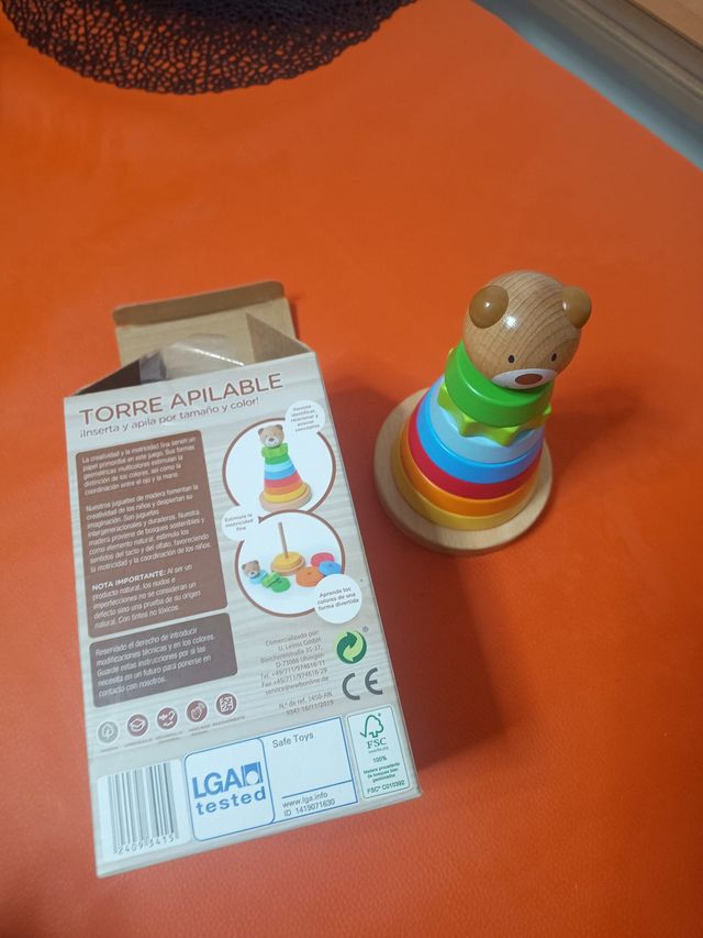 Torre Apilable de Oso en Madera