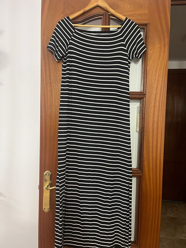 Vestido rayas hombros al aire