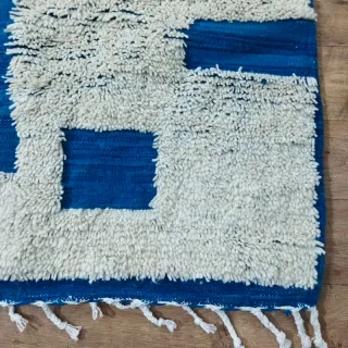 Grande tappeto berbero in lana naturale