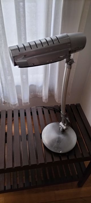 Lámpara de Escritorio Moderna