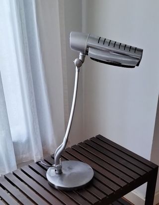 Lámpara de Escritorio Moderna