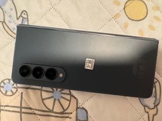 Samsung Galaxy Z Fold 4