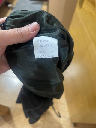 Falda larga negra con pedrería
