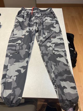Pantalón Adidas Camuflaje Gris Mujer