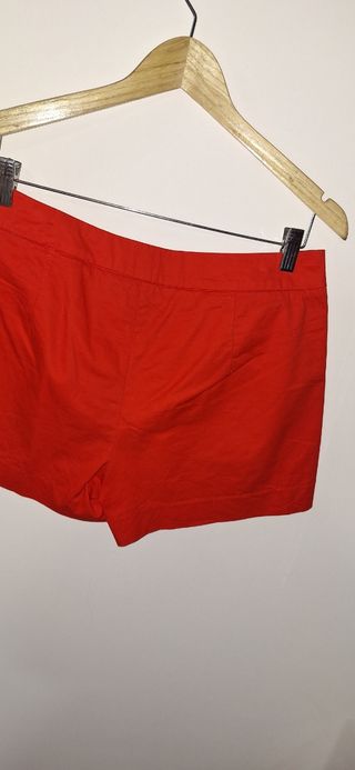 Pantalón corto