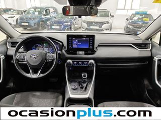 Toyota Rav4 220H Business 4WD 163 kW (222 CV)